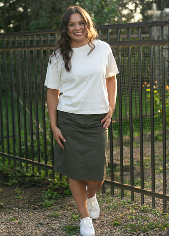 Short Sleeve Essential Relaxed T-shirt